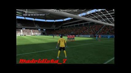 Пряк свободен удар На Mertens (fifa 13)