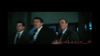 Официалния трейлър на филма Red H D 