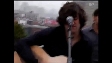 Selena Gomez & The Scene - Round & Round (acoustic Version) Live on Mtv (hd)