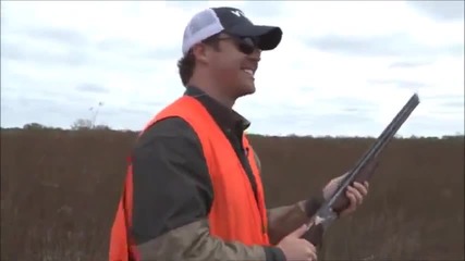 Истински ловец с ръце , дори не използва пушката си