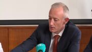 МОН предлага промяна при таксите на студентите платено обучение