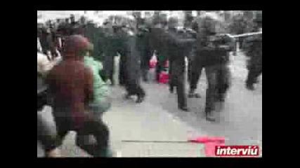 Black Bloc Vs. G8 2007