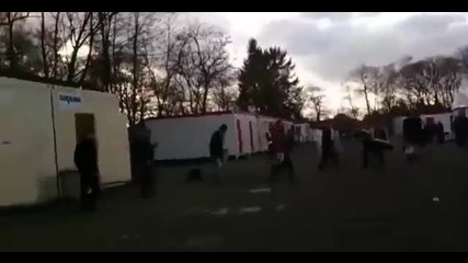 Масов бой на 100 мигранти в лагер в Белгия, защото жена отказала да носи фередже на лицето си