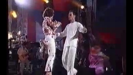 Marc Anthony y Gloria Stefan - mi tierra (live) 