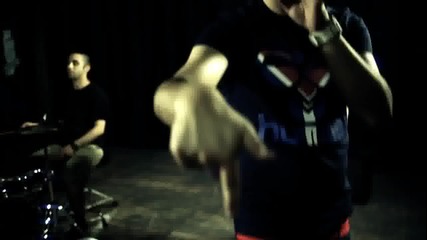 Dj Flow ft. M C Kresha - Boni zhurme [2011 Official Video H D]