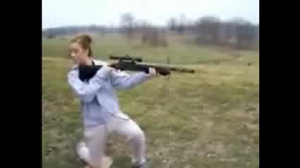 Мацка стреля с пушка...голяма грешка
