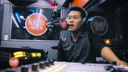 Marcelito Pomoy sings The Prayer Celine Dion Andrea Bocelli Live on Wish 107.5 Bus