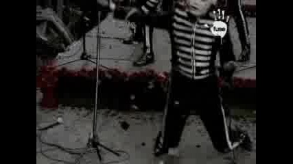 My Chemical Romance - Welcome To The Black