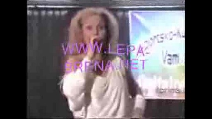 Lepa Brena Ajde Jano + Lipe Cvatu 2004 Live.wmv