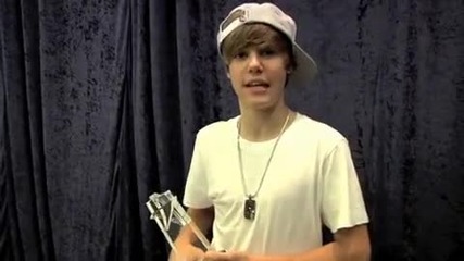 Justin Bieber благодари на феновете си за поредната награда 