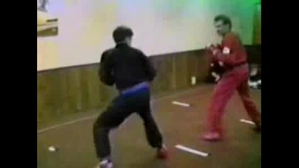 По - Внимателно Де