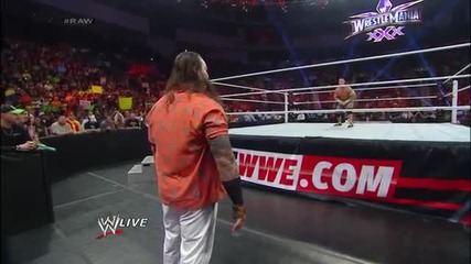 The Wyatt Family пребиват John Cena и му правят травма на кракът - Wwe Raw 24/2/14