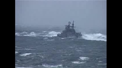 Бестрашний  -   Руски ВМФ   по време  на Буря  !!!