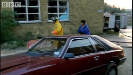 Bhangraman Earthquake Rescue - Goodness Gracious Me - Bbc comedy 