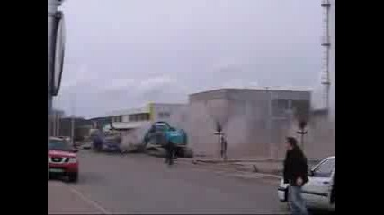 Събаряне На Комин