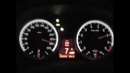 Bmw M3 E92 се движи с 300 km/h