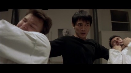 Jet Li - police dojo fight