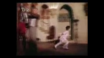 Thunder 20in 20paradise 20 Changing 20of 20the 20guard mpeg4