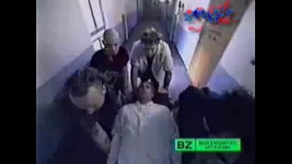 Drowning Pool - Bodies 
