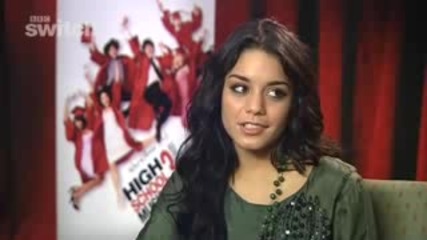 Интервю с Ванеса Хъджънс за Училищен мюзикъл{high school musical}