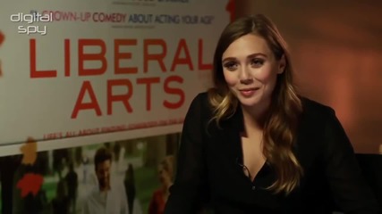 Звездата Елизабет Олсън дава интервю за филма си Либерални Изкуства (2012)