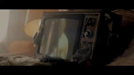 Slash feat Fergie - Beautiful Dangerous