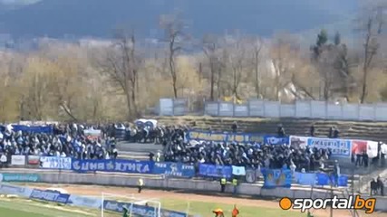 Още кадри от ексцесиите в Перник