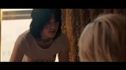 Kristen Stewart- I love playing with fire (joan Jett)
