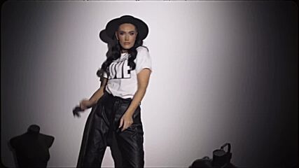 Sanela Muminović - Isplakane Suze ( Official Video 2022 ) 4k.mp4