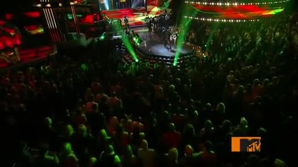 Eminem - We Made You And Crack A Bottle (live) Високо Качество 