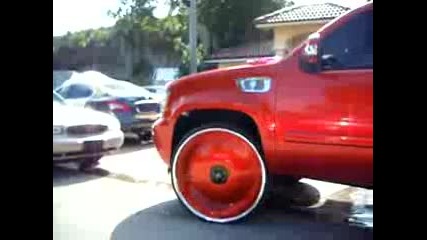 Chevy Tahoe on 30 quot; dub plates Kandyland Customs