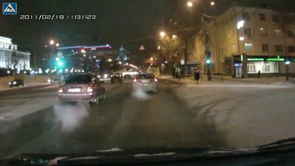 Winter Car Crash Compilation - December 2012
