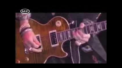 Aerosmith - Love In an Elevator (live Japan 2002)