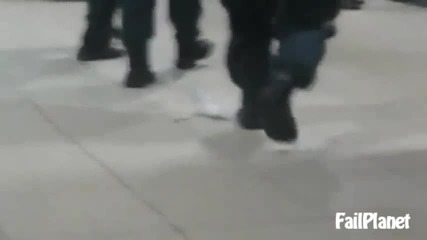 Hе обучени Полицаи 