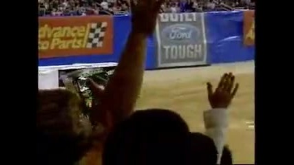 Monster Jam - Grave Digger Freestyle from St. Louis 