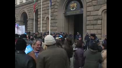 Работниците от "Кремиковци" отново на протест