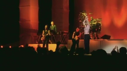 Sade - Is It A Crime (performance)