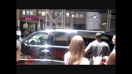 Justin Bieber and Selena Gomez leaving hotel in Nyc (july 1, 2011)