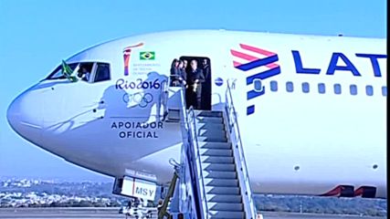 Олимпийският огън пристигна в Бразилия