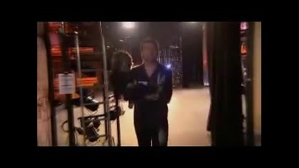 Деймън Скот и Неговата Маймуна 