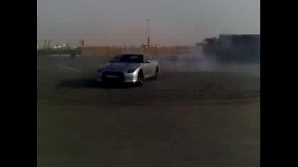 Nissan Gtr R35 Burnout