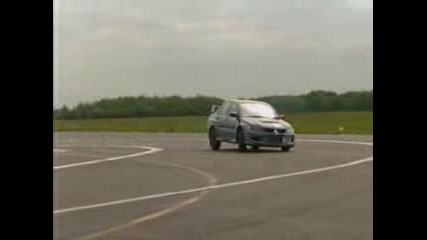 Top Gear - Impreza STI Срещу Lancer Evo 8