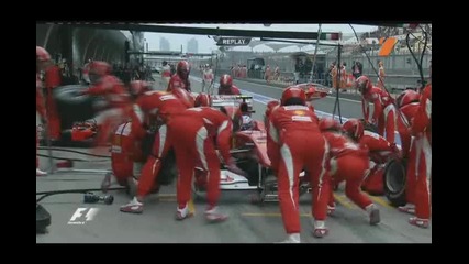 Излизането от пистата на Фелипе Маса и Хаосът в бокса на Ферари - Формула 1 Китай 2010 [bg Audio]