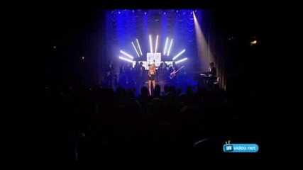 Christina Aguilera - Beautiful (live) 
