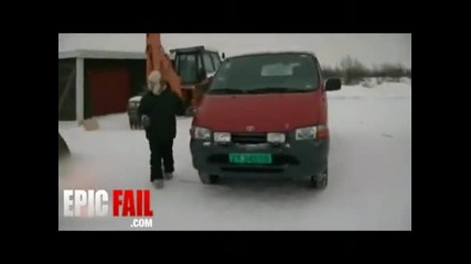 Елен се опитва да изнасили жена 