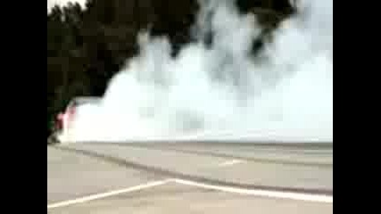 2009 Zr1 Corvette Burnout. 