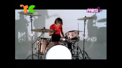 Miley Cyrus - 7 Things 