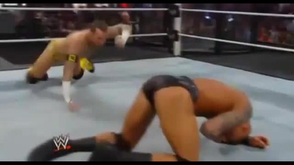 Cm Punk имитира Randy Orton