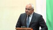 Оставката на Кандев и споделените във Фейсбук мотиви