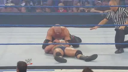 Kane прави надгробен камък на Chris Masters! 
